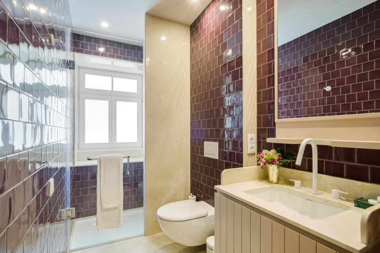 Vila Na Praia Foz Luxury Apartments Porto Luaran gambar